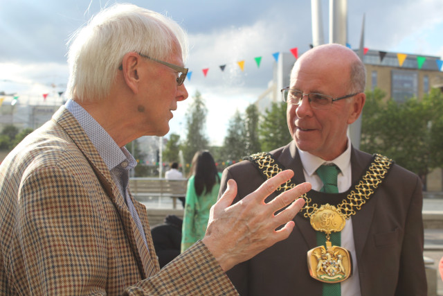 Peter van den Dungen and Lord Mayor Martin Love, Bradford