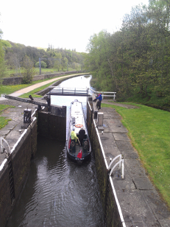 Traversing Newlay locks #3